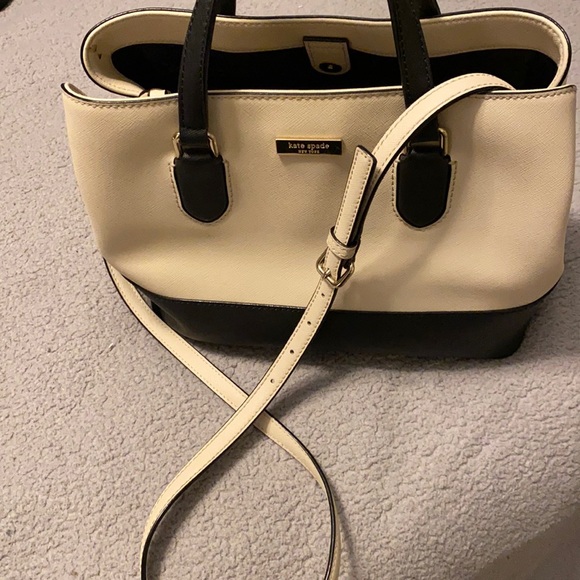 Kate Spade black and cream colored bag - Picture 5 of 5
